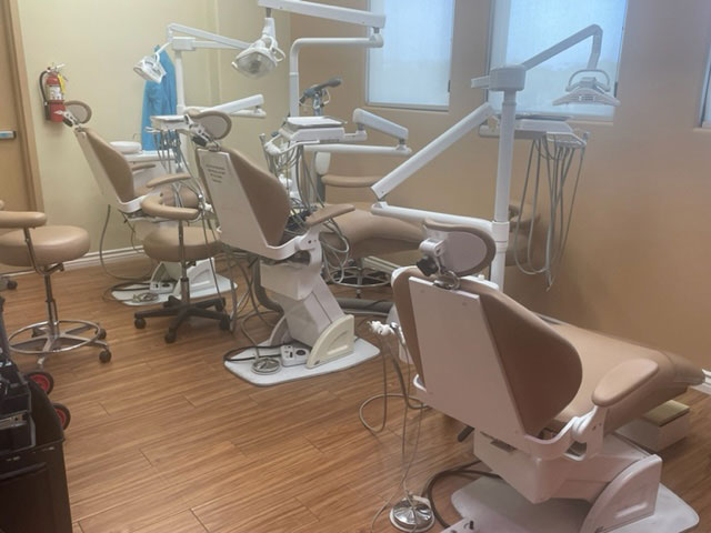 San Fernando Dental Care Office